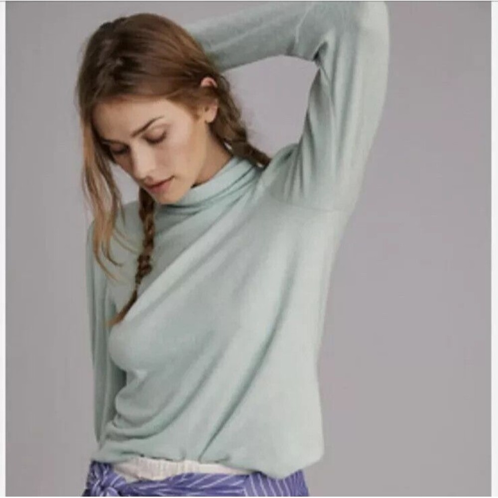 By Anthropologie Sweater Size Large Turtleneck Puff Sleeve Soft Viscose Green